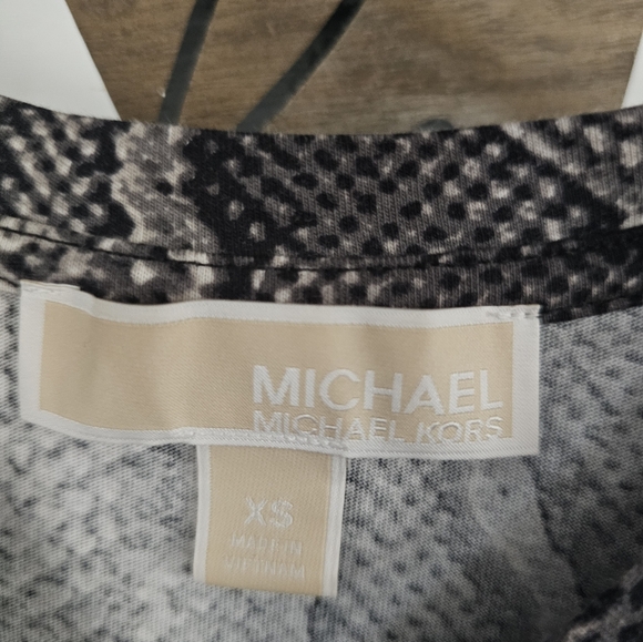 Michael Kors Bundle! 🥰 - Picture 14 of 14